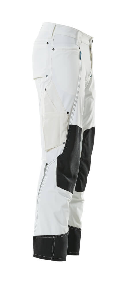 17179-311-06_P20_1000pxweb Trousers with kneepad pockets