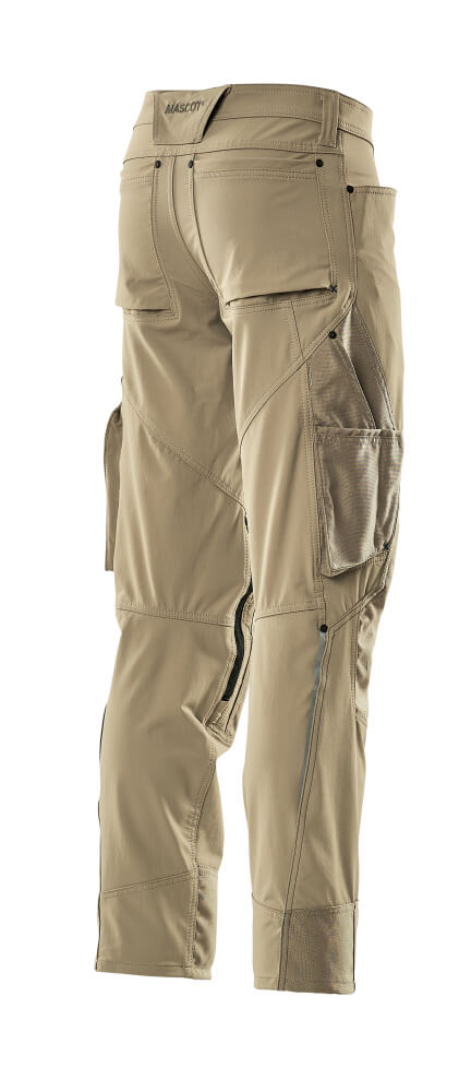 17179-311-55_P16_1000pxweb Trousers with kneepad pockets